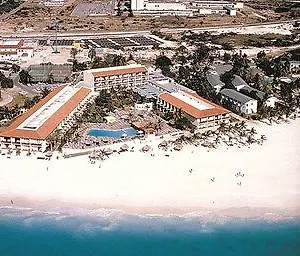 https://aruba-beach-club.comcaribbean.com